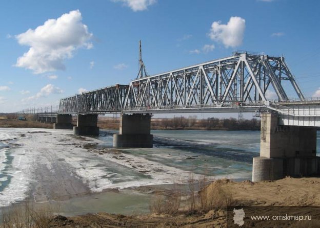 Железнодорожный мост через р. Иртыш