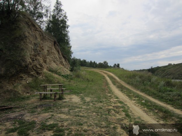 Зона отдыха у подъема в гору