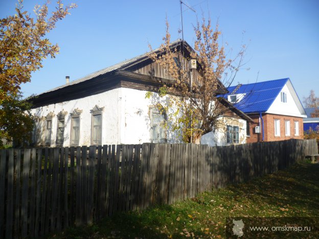 Первое здание школы Первое здание школы
