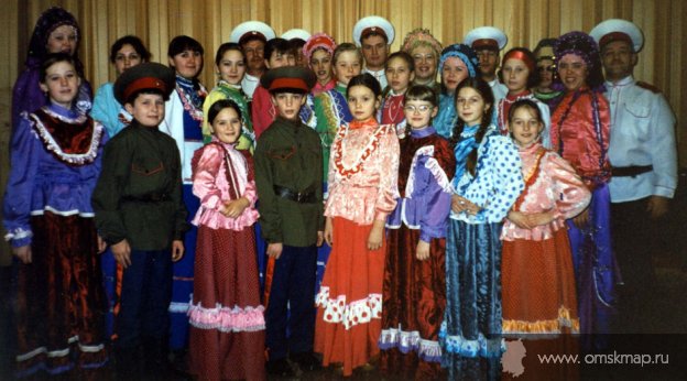 Ансамбли "Станичники" и "Казачок" Ансамбли "Станичники" и "Казачок"