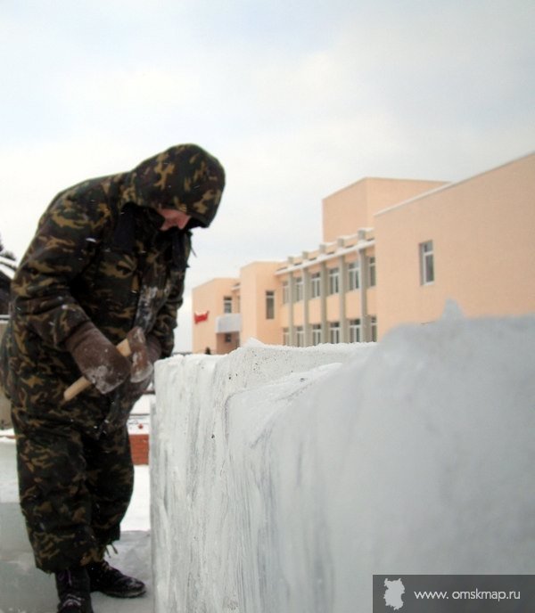 Cтройка ледового городка